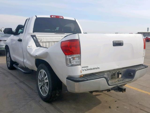 5TFJU5F11AX004380 - 2010 TOYOTA TUNDRA WHITE photo 3