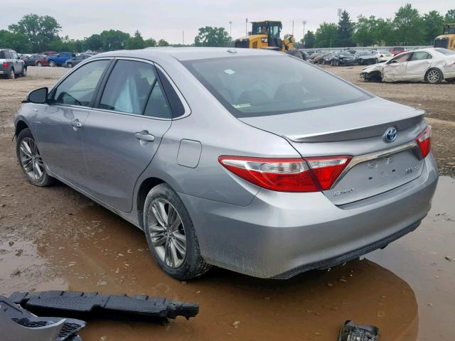 4T1BD1FKXFU158936 - 2015 TOYOTA CAMRY HYBR SILVER photo 3