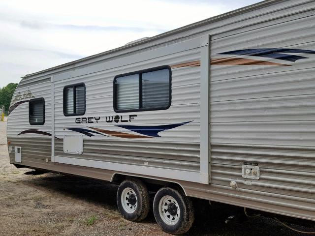 4X4TCKD21BX111835 - 2011 WILDWOOD GREY WOLF WHITE photo 3