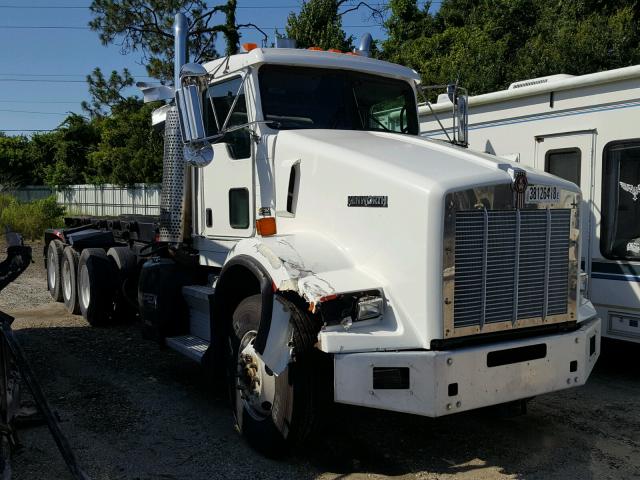 1NKDLB0X96J149509 - 2006 KENWORTH CONSTRUCTI WHITE photo 1