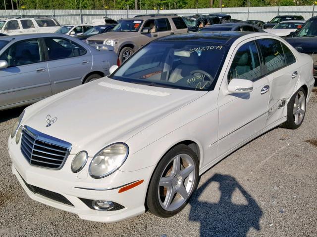 WDBUF56X49B418269 - 2009 MERCEDES-BENZ E 350 WHITE photo 2