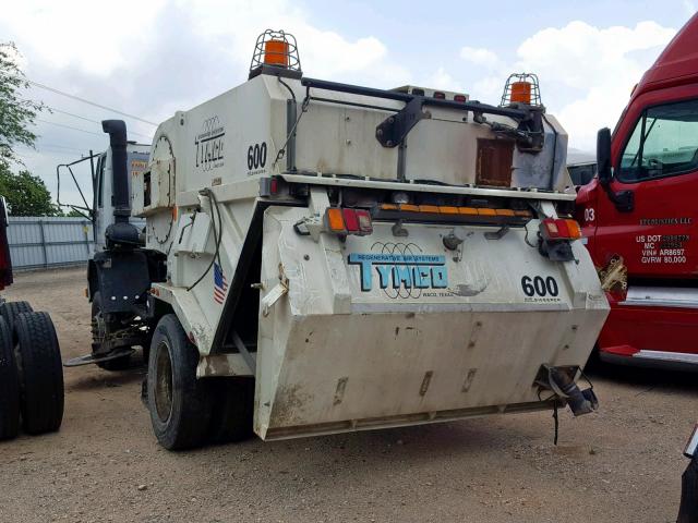 1FVAB6BV56DW22318 - 2006 FREIGHTLINER HC CARGO H WHITE photo 3