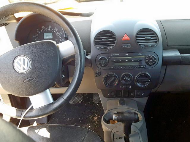 3VWCM31Y95M317316 - 2005 VOLKSWAGEN NEW BEETLE შავი ფოტო 9