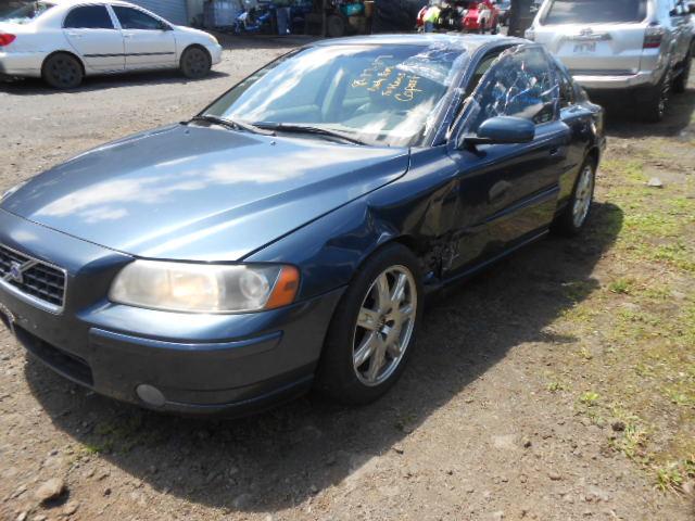 YV1RS592962513337 - 2006 VOLVO S60 2.5T GRAY photo 2