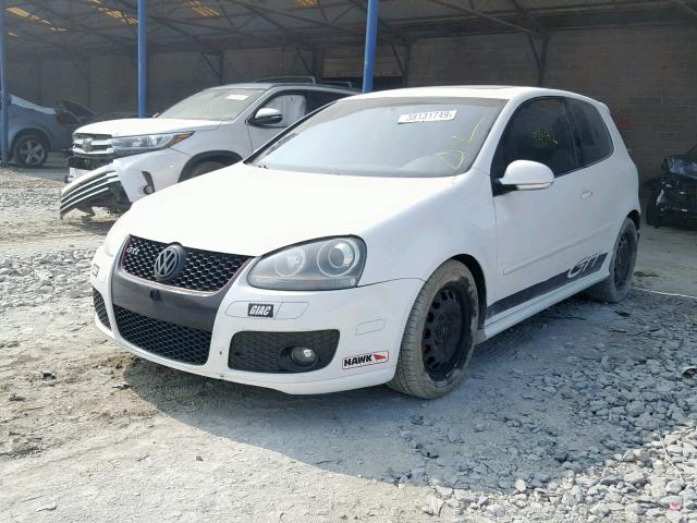 WVWEV71K37W064735 - 2007 VOLKSWAGEN NEW GTI WHITE photo 2