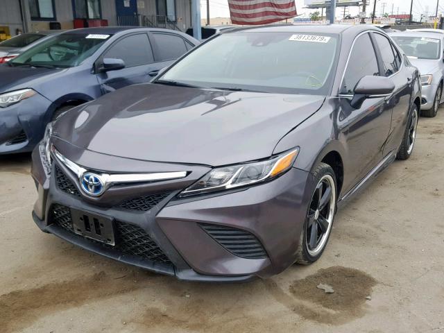 4T1B11HK7KU742386 - 2019 TOYOTA CAMRY L GRAY photo 2