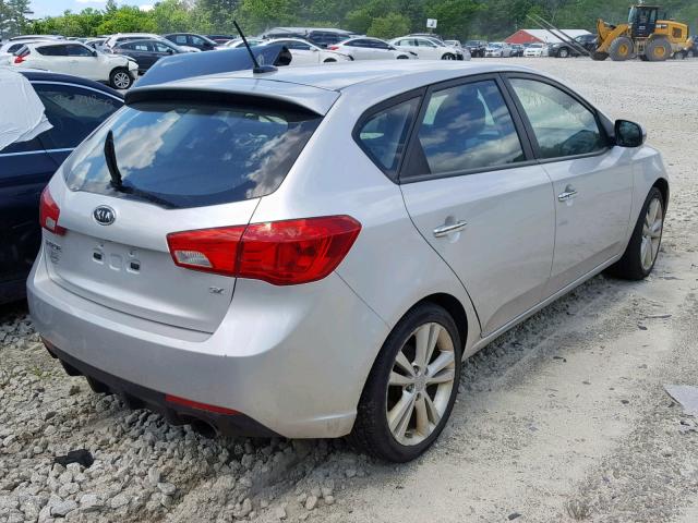 KNAFW5A33B5437783 - 2011 KIA FORTE SX SILVER photo 8