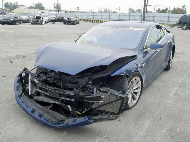 5YJSA1E10HF204257 - 2017 TESLA MODEL S أزرق صورة 2