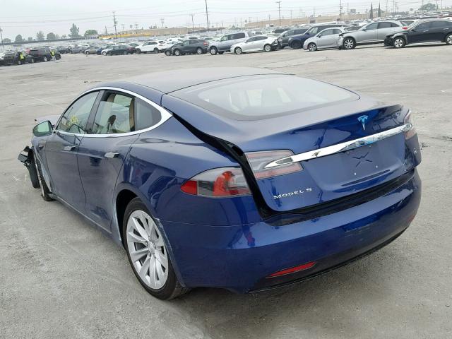 5YJSA1E10HF204257 - 2017 TESLA MODEL S أزرق صورة 3