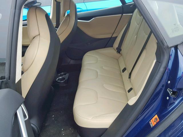 5YJSA1E10HF204257 - 2017 TESLA MODEL S أزرق صورة 6