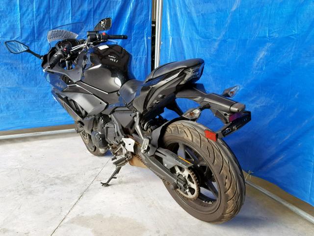 JKAEXEJ12HDA01402 - 2017 KAWASAKI EX650 J BLACK photo 3