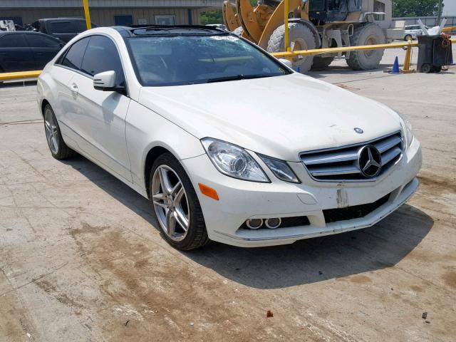 WDDKJ5GB3BF125364 - 2011 MERCEDES-BENZ E 350 WHITE photo 1