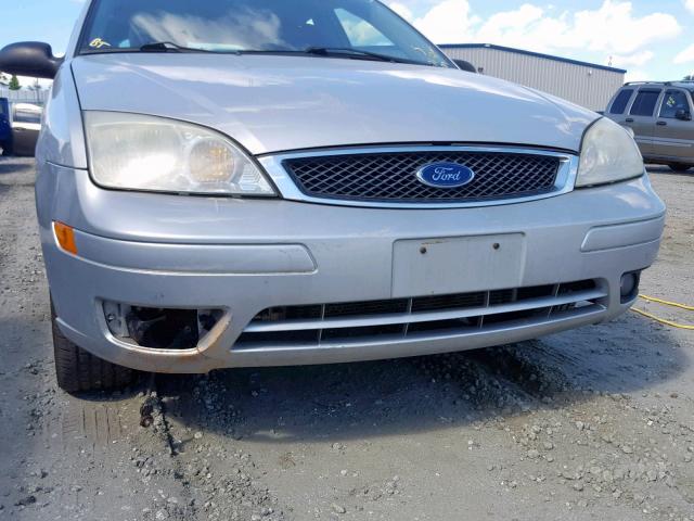 1FAFP37N77W219785 - 2007 FORD FOCUS ZX5 SILVER photo 9