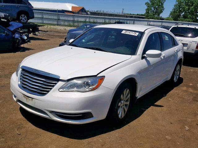 1C3BC1FBXBN549603 - 2011 CHRYSLER 200 TOURIN WHITE photo 2