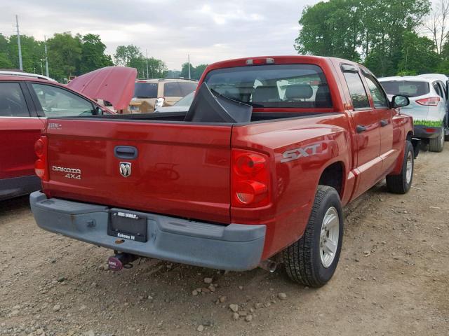 1D7HW38K28S520246 - 2008 DODGE DAKOTA SXT RED photo 4