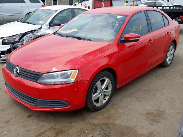 3VWLL7AJ4CM341274 - 2012 VOLKSWAGEN JETTA TDI RED photo 2