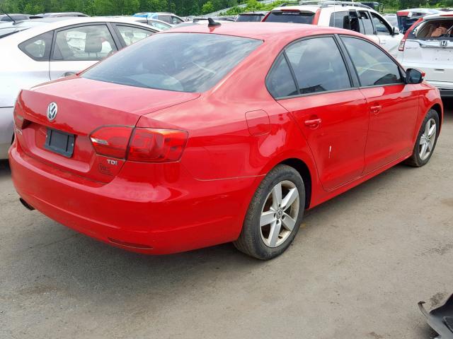 3VWLL7AJ4CM341274 - 2012 VOLKSWAGEN JETTA TDI RED photo 4