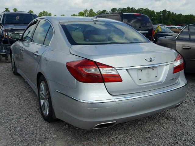 KMHGC4DF1CU184093 - 2012 HYUNDAI GENESIS 4. SILVER photo 3