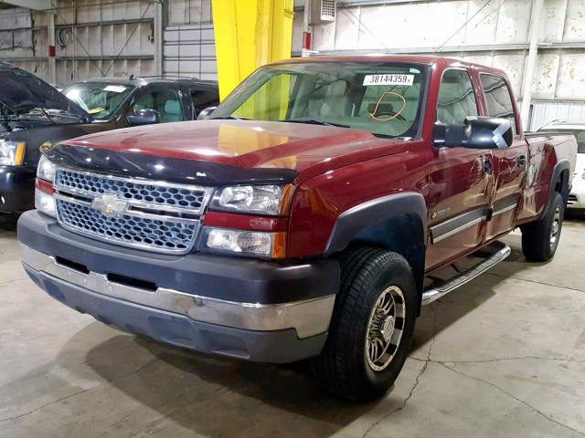 1GCHC23U45F836791 - 2005 CHEVROLET SILVERADO RED photo 2