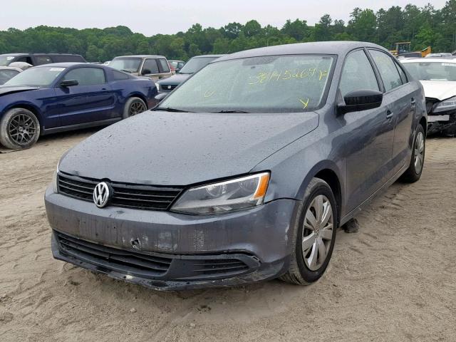 3VW2K7AJ6EM237760 - 2014 VOLKSWAGEN JETTA BASE GRAY photo 2