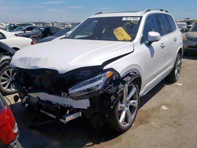 YV4A22PK9J1383754 - 2018 VOLVO XC90 T6 WHITE photo 2