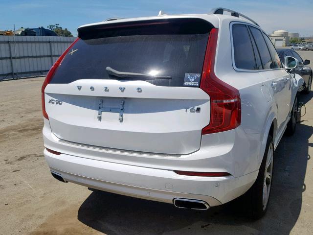 YV4A22PK9J1383754 - 2018 VOLVO XC90 T6 WHITE photo 4