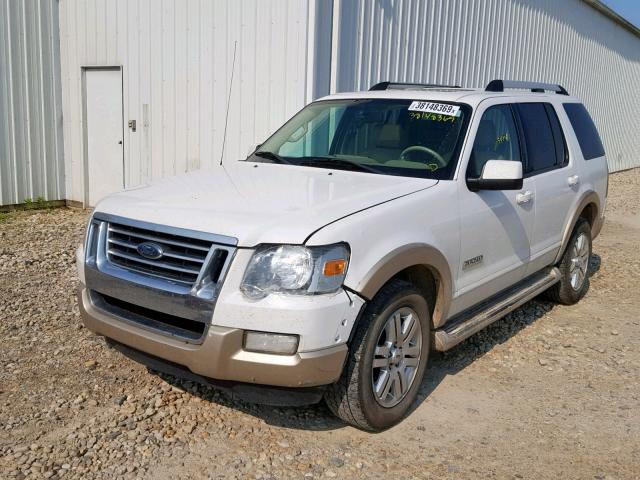 1FMEU74E97UA63119 - 2007 FORD EXPLORER E WHITE photo 2