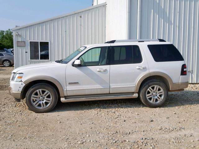 1FMEU74E97UA63119 - 2007 FORD EXPLORER E WHITE photo 9