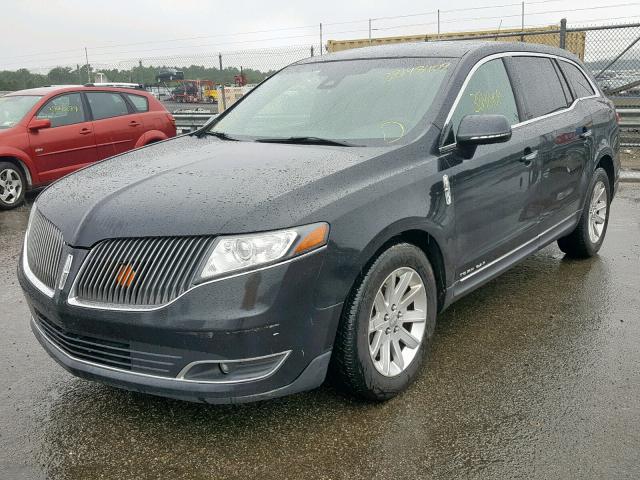 2LMHJ5NK5DBL56858 - 2013 LINCOLN MKT BLACK photo 2