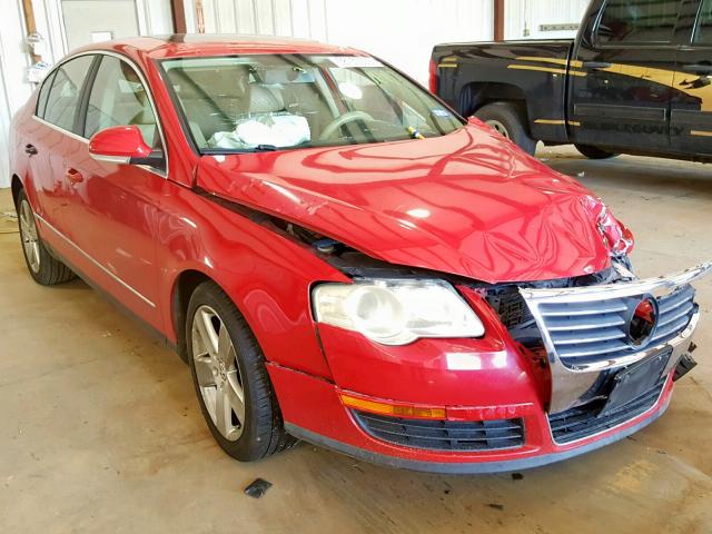 WVWAK73C78P126758 - 2008 VOLKSWAGEN PASSAT KOM RED photo 1