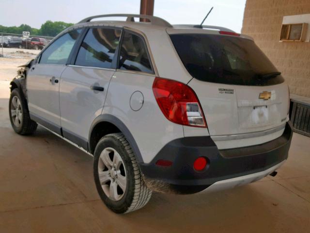 3GNAL2EK6DS634338 - 2013 CHEVROLET CAPTIVA LS WHITE photo 3