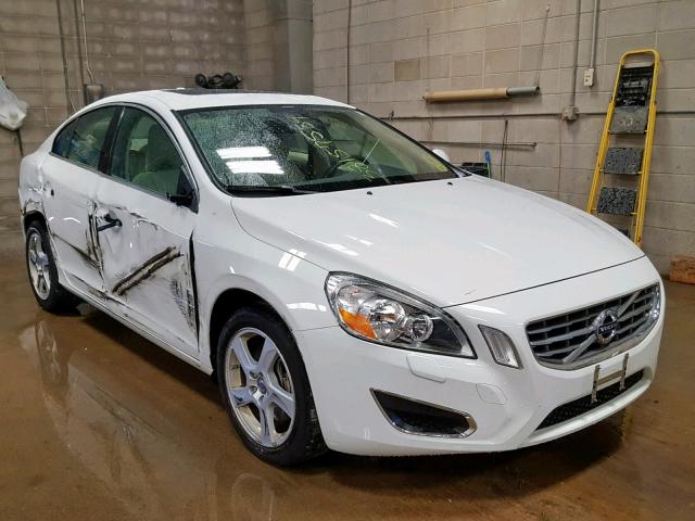 YV1612FH7D2189752 - 2013 VOLVO S60 T5 WHITE photo 1