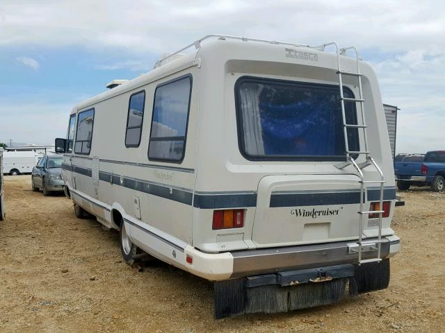 1GBKP37W5G3310836 - 1986 CHEVROLET P30 BEIGE photo 3