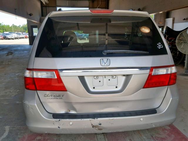 5FNRL38877B032532 - 2007 HONDA ODYSSEY TO SILVER photo 9