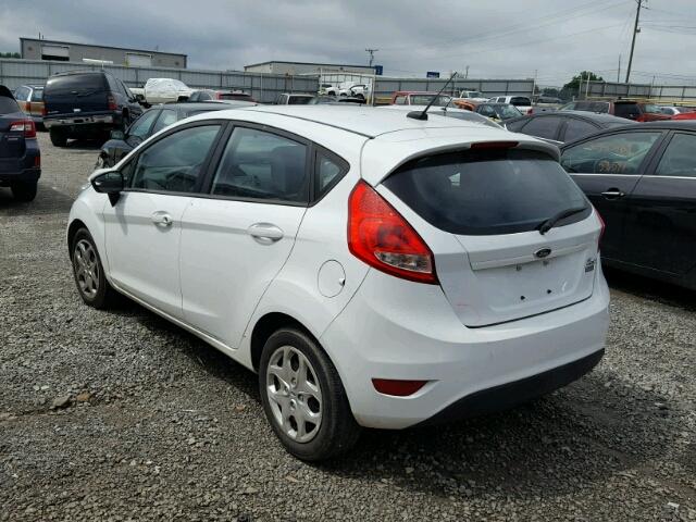 3FADP4TJ4DM215155 - 2013 FORD FIESTA S WHITE photo 3