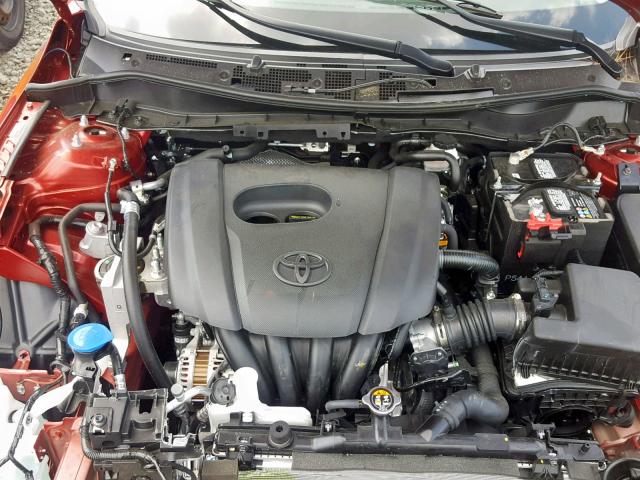 3MYDLBYV9KY515836 - 2019 TOYOTA YARIS L RED photo 7