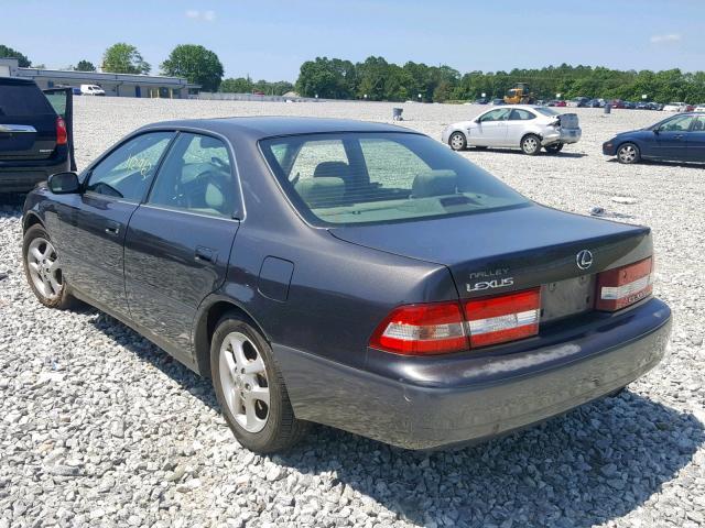 JT8BF28G0Y5103064 - 2000 LEXUS ES 300 GRAY photo 3