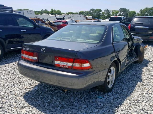 JT8BF28G0Y5103064 - 2000 LEXUS ES 300 GRAY photo 4