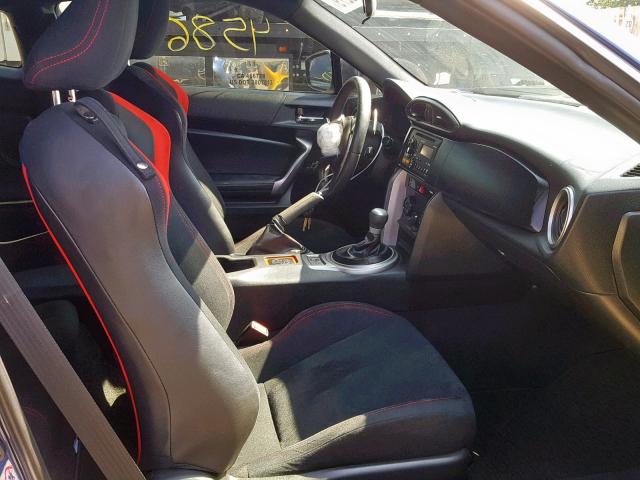 JF1ZNAA1XD2714028 - 2013 TOYOTA SCION FR-S BLUE photo 5