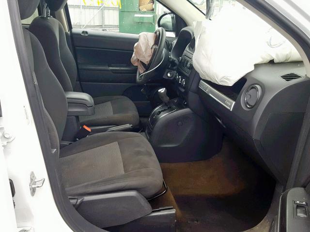 1C4NJCBA0GD621543 - 2016 JEEP COMPASS SP თეთრი ფოტო 5