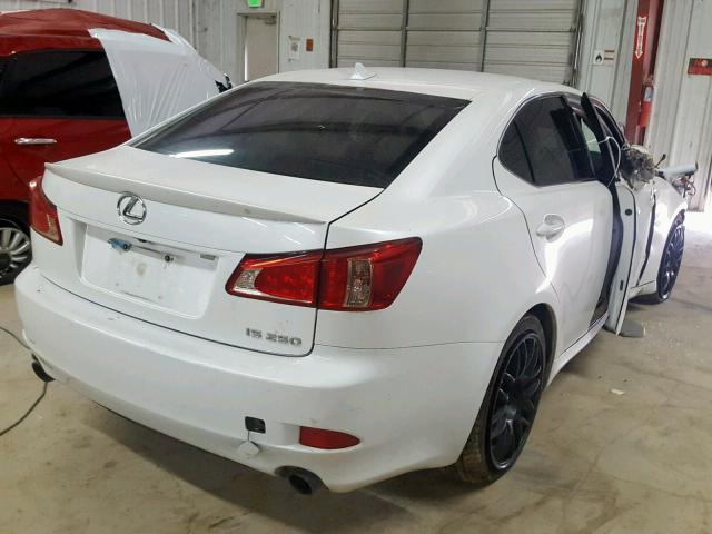 JTHBF5C22B5142484 - 2011 LEXUS IS 250 WHITE photo 4