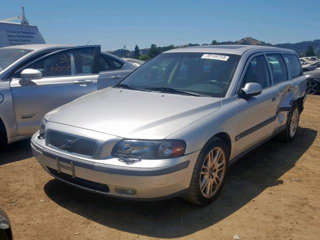 YV1SW53D711011246 - 2001 VOLVO V70 T5 TUR SILVER photo 2