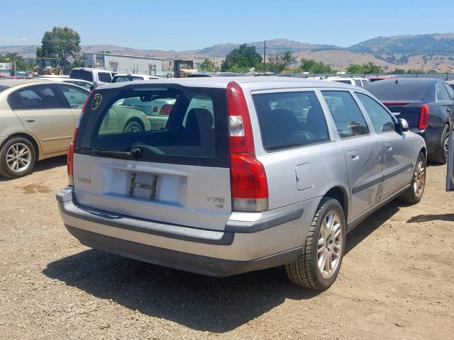 YV1SW53D711011246 - 2001 VOLVO V70 T5 TUR SILVER photo 4