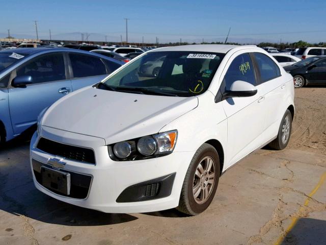 1G1JA5SH7C4210358 - 2012 CHEVROLET SONIC LS WHITE photo 2