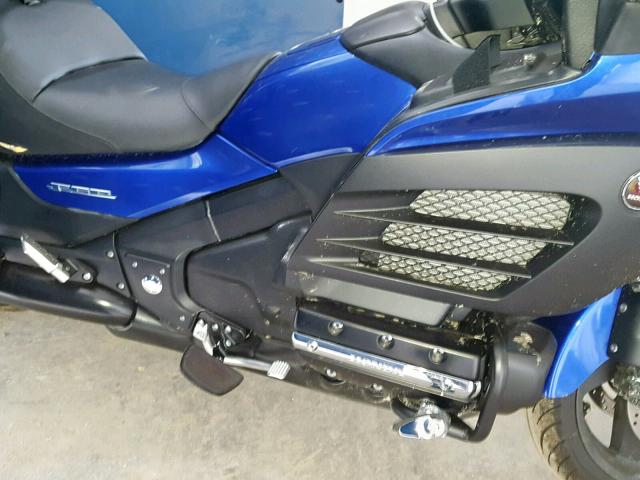 JH2SC681XFK200310 - 2015 HONDA GL1800 B BLUE photo 7