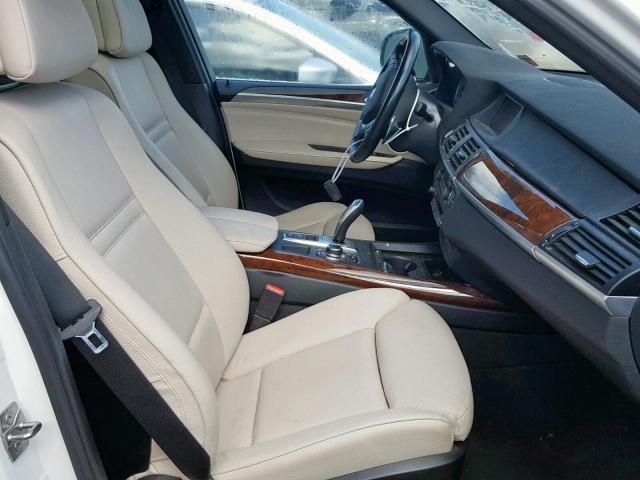 5UXZV8C53DL898661 - 2013 BMW X5 XDRIVE5 Beyaz fotoğraf 5