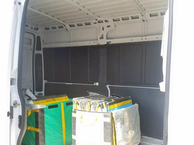 3C6TRVBG0JE139040 - 2018 RAM PROMASTER 白色 照片 6