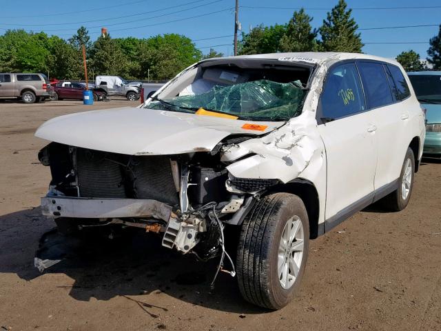 5TDBK3EH3DS251133 - 2013 TOYOTA HIGHLANDER WHITE photo 2