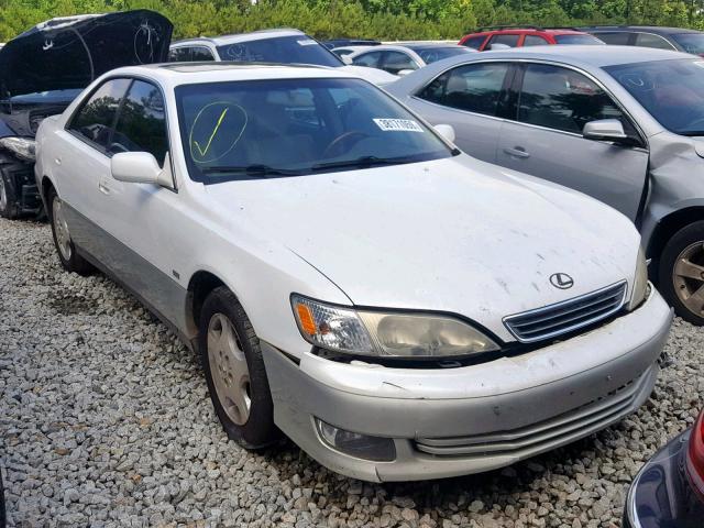 JT8BF28G7Y5102056 - 2000 LEXUS ES 300 WHITE photo 1