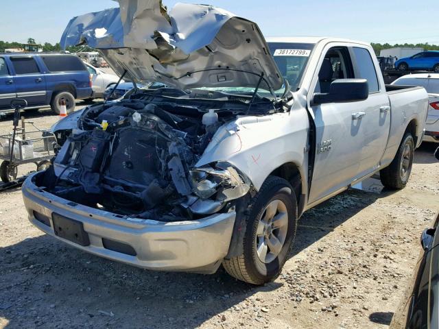 1C6RR6GT4JS105119 - 2018 RAM 1500 SLT SILVER photo 2